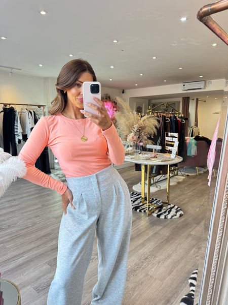 Amelia top