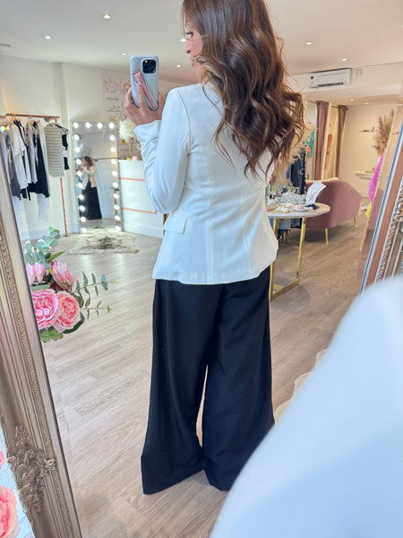 Courtney blazer