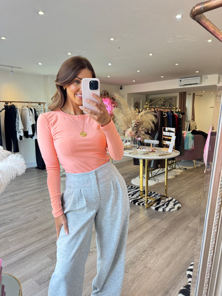 Amelia top